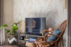 Beachbreak Boulevard