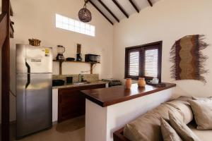 Área tranquila, 600m da praia, até 12 pessoas