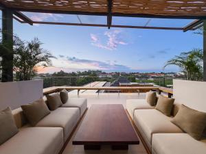 Narawangsa Villa 4br Amazing Sunset Rooftop