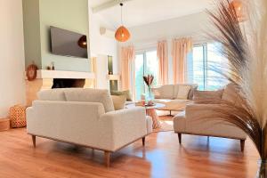 Villas PLEN SOULEU High Standing Villa pool Jacuzzi Sauna and AirCo By Sunset : photos des chambres
