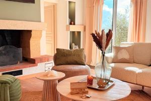 Villas PLEN SOULEU High Standing Villa pool Jacuzzi Sauna and AirCo By Sunset : photos des chambres