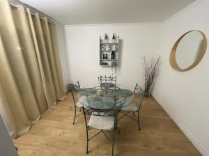 Cozy 2 bedroom apartment