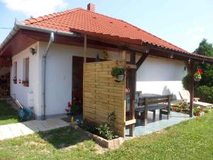 Holiday home Balatonbereny - Balaton 18044