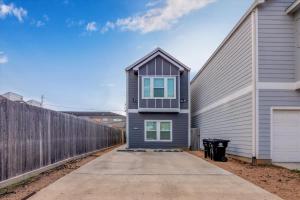 The Downtown Houston Abode Near NRG