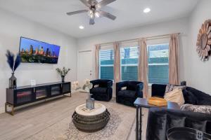 The Downtown Houston Abode Near NRG