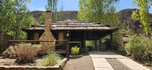 Cabin in Protrerillos near Mendoza River