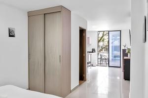 Modern Loft in Cali’s Heart | Salsa Clubs & Cafés