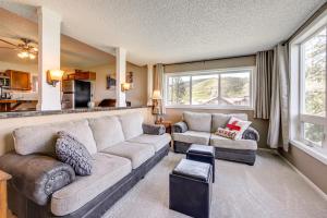 Ski-InandOut Granby Ranch Condo with Balcony!