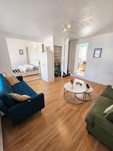 Appartements Maisonnette en duplex avec Jardin-Babyfoot et Billard : photos des chambres