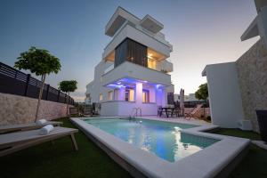 Nova Luxury Residence apartment with private heated pool