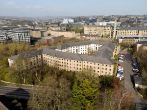For Students Only - Snow Island in Huddersfield