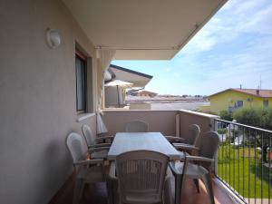 SG Family - Pastello Garda Apartment C4 - Pool & Center