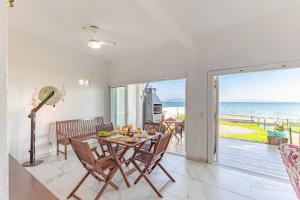 Sobrado Exclusivo Pé na Areia na Praia de Morrinhos