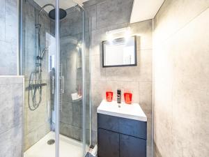 Studio moderne et confortable au pied du télésiège - FR-1-807-110