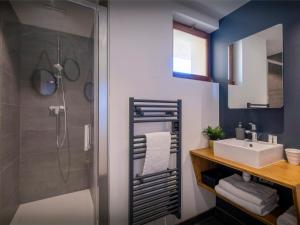 Chalets Chalet Bolay - OVO Network : photos des chambres