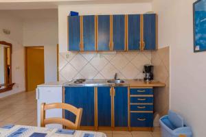 One-Bedroom Apartment Crikvenica 22