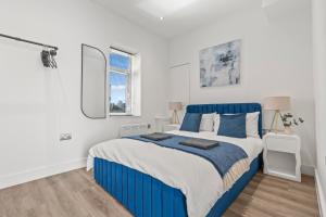 Cardiff Luxe Flats with Spa Facilities