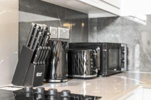 Cardiff Luxe Flats with Spa Facilities