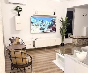 Stylish studio near harbor and luxury beach