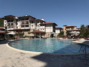 Stylish studio near harbor and luxury beach