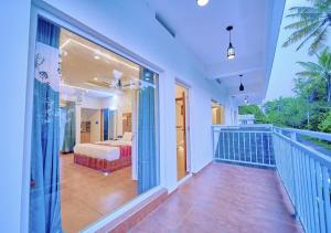 Nature Shade Pool Villa