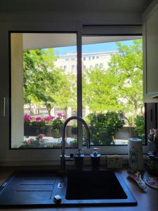 Sejours chez l'habitant Une chambre au calme - Reservee aux femmes : photos des chambres
