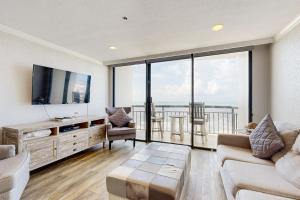 San Luis Ocean Retreat #1536 by Vacasa