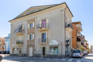 Italian Experience-Sweet Conero