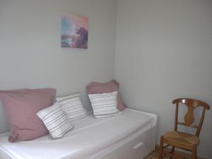 Appartements Location spacieuse dans ancien prieure restaure - FR-1-586-66 : photos des chambres