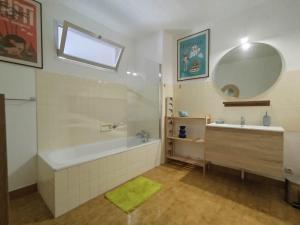 Beautiful apartment, sea view