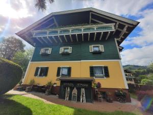 Gästehaus Fuchs - 3hvězdičkové hotely ve městě Gröbming