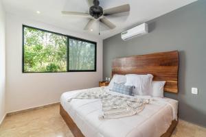 Lux 2 BD Corner Suite w Swim Up Pool Aldea Zama