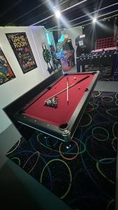 Sleeps 18 6BR Gym, Game Room and Theater