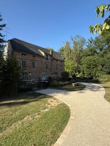 B&B / Chambres d'hotes Le Moulin Bleu : photos des chambres
