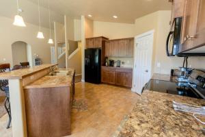 No Cleaning Fee Kunas Ultimate Retreat Game Rm