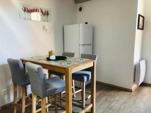 Maisons de vacances Gite mon reve a Scherwiller avec SPA sur la route des vins au coeur de l-alsace : photos des chambres