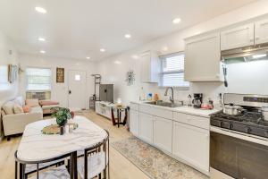 2 Mi to State Park Updated Niagara Falls Home - 3hvězdičkové hotely ve městě Niagara Falls