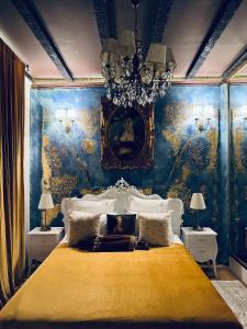 Deluxe Apartment room in Conacul Coroanei Luxury Boutique Hotel