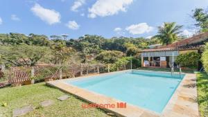 Casa de campo em Miguel Pereira com Piscina