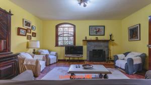 Casa de campo em Miguel Pereira com Piscina