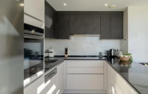 Stylish Boutique 2-Bedroom Penthouse Near Estepona