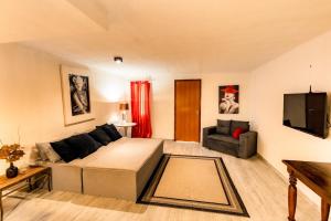 Villa Romana - Experiência única em frente à Praia de Itapuã, apartamento todo climatizado