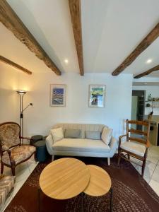 Maisons de vacances Maison de caractere renovee avec terrain de petanque : photos des chambres