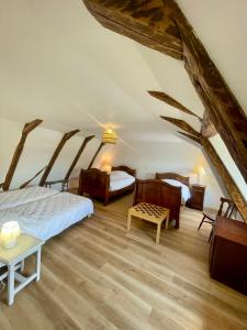 Maisons de vacances Maison de caractere renovee avec terrain de petanque : photos des chambres