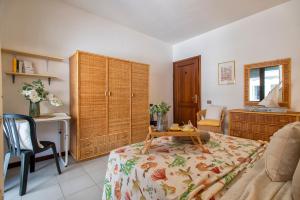 Sardinia Re - Francescas Flat - Free Parking img8