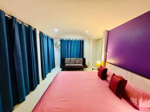 FANTA SEA - POOL VILLA short walk to BEACH - Up to 8 Guests