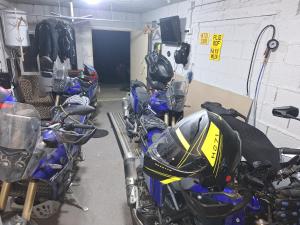 2 Wheels Granada Motocamp