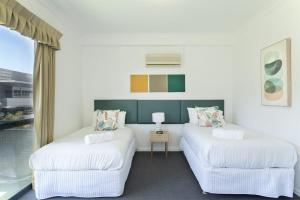 The East Perth Hub Spacious 2BR with Free Parking
