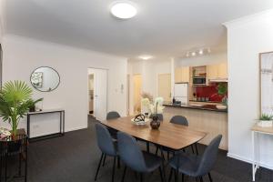 The East Perth Hub Spacious 2BR with Free Parking