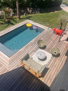 Villas Contemporary architect-s house, pool, jacuzzi : photos des chambres